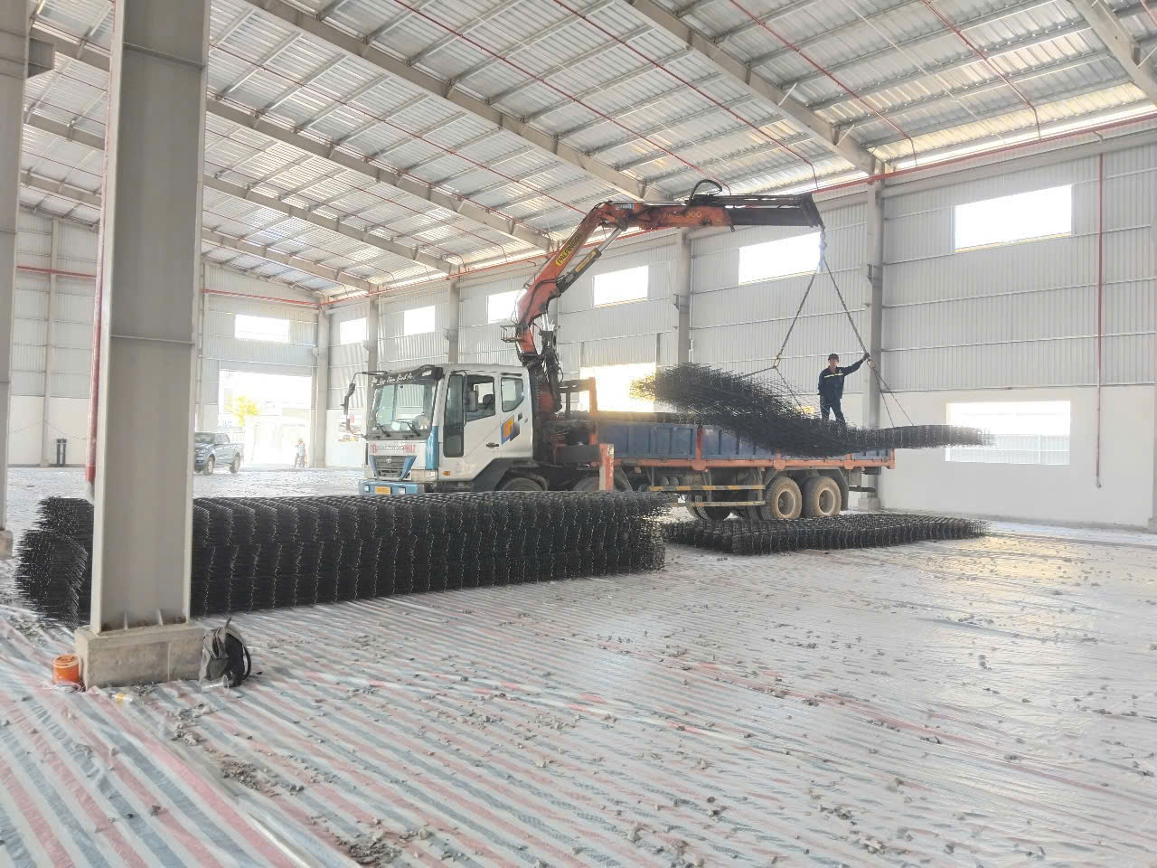 Lưới thép hàn có thể cắt và uốn theo yêu cầu không?